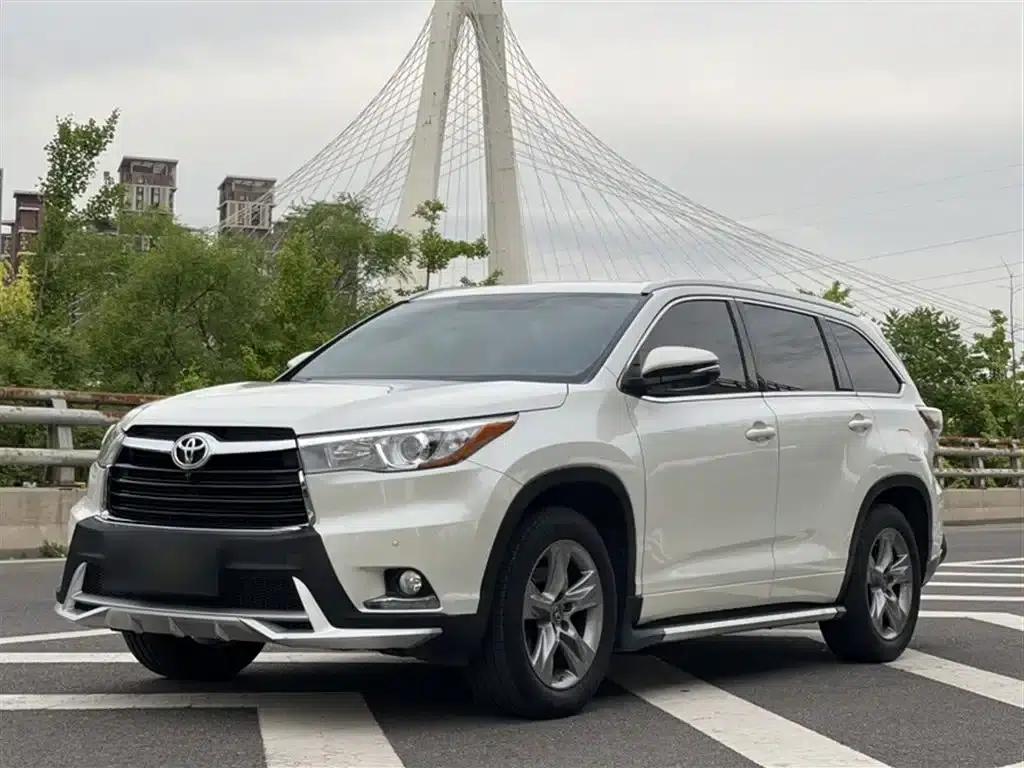 2015 Highlander 2.0T 2WD Luxury 7-seater — миниатюра 2
