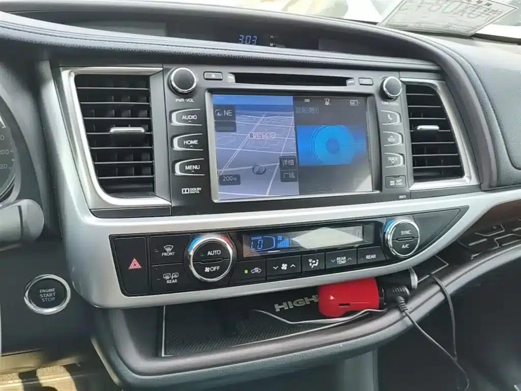 2015 Highlander 2.0T AWD Supreme Edition 7-seater — миниатюра 13