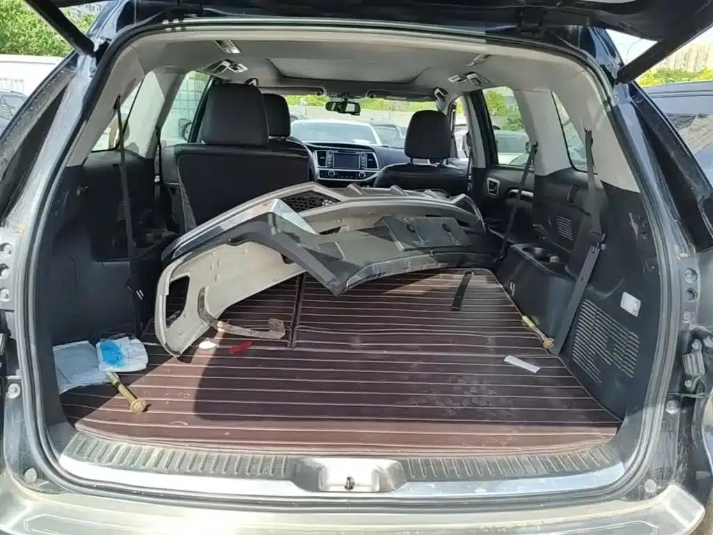 2015 Highlander 2.0T AWD Supreme Edition 7-seater — миниатюра 19