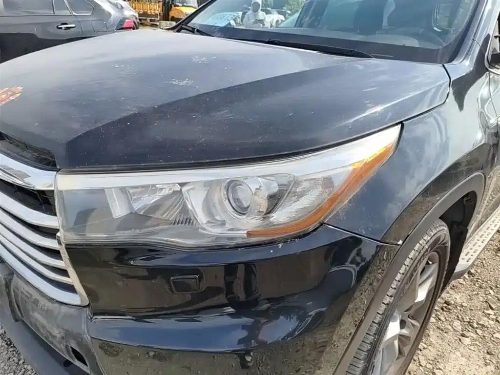 2015 Highlander 2.0T AWD Supreme Edition 7-seater — миниатюра 24
