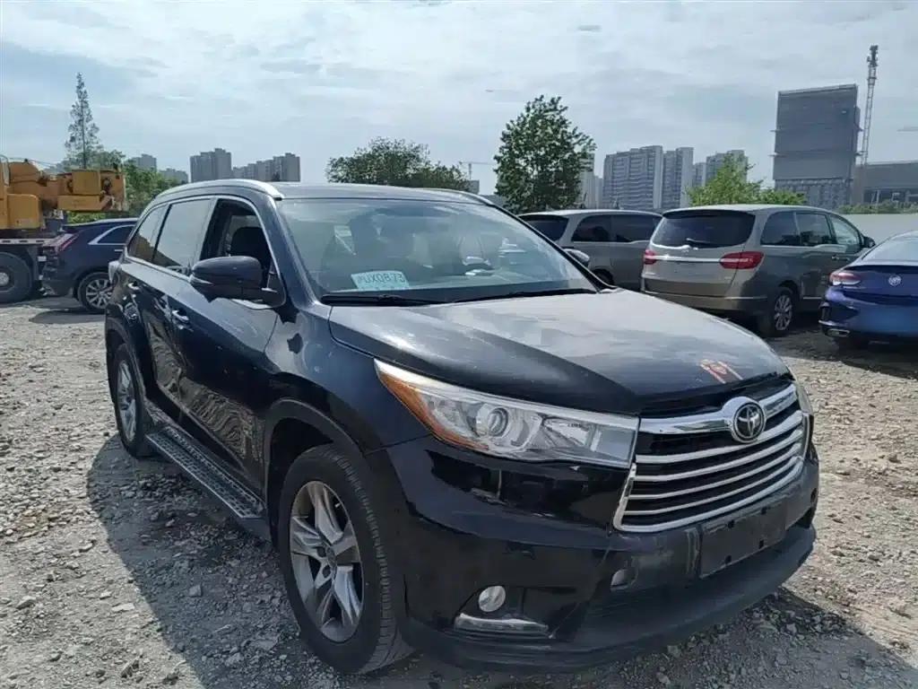 2015 Highlander 2.0T AWD Supreme Edition 7-seater — миниатюра 4