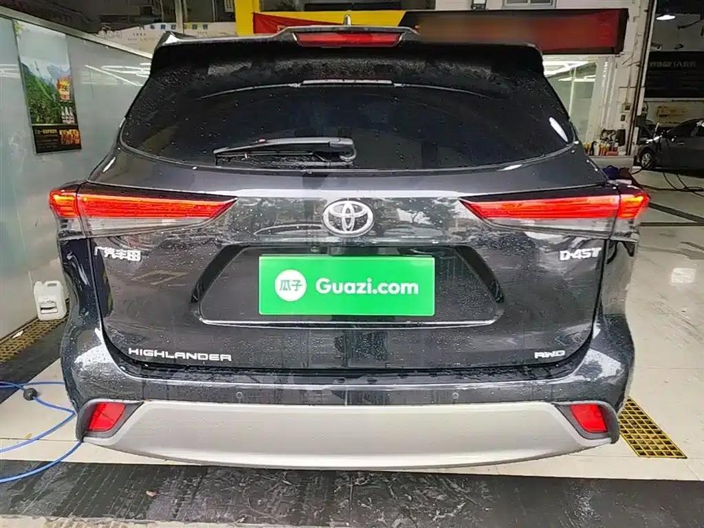2022 Toyota Highlander 380T AWD Premium 7-seater — миниатюра 6