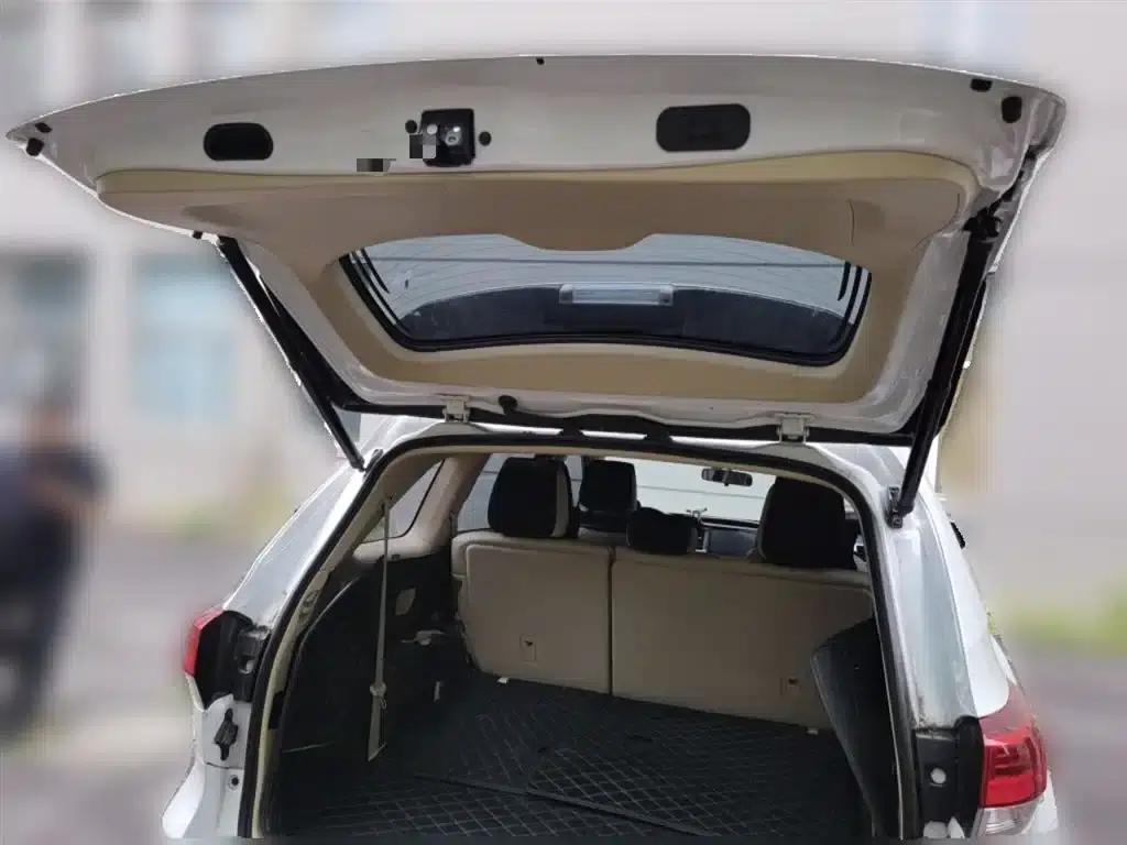 2018 Toyota Highlander 2.0T AWD Elite Edition 7-seater (China VI Emission Standard) — миниатюра 16