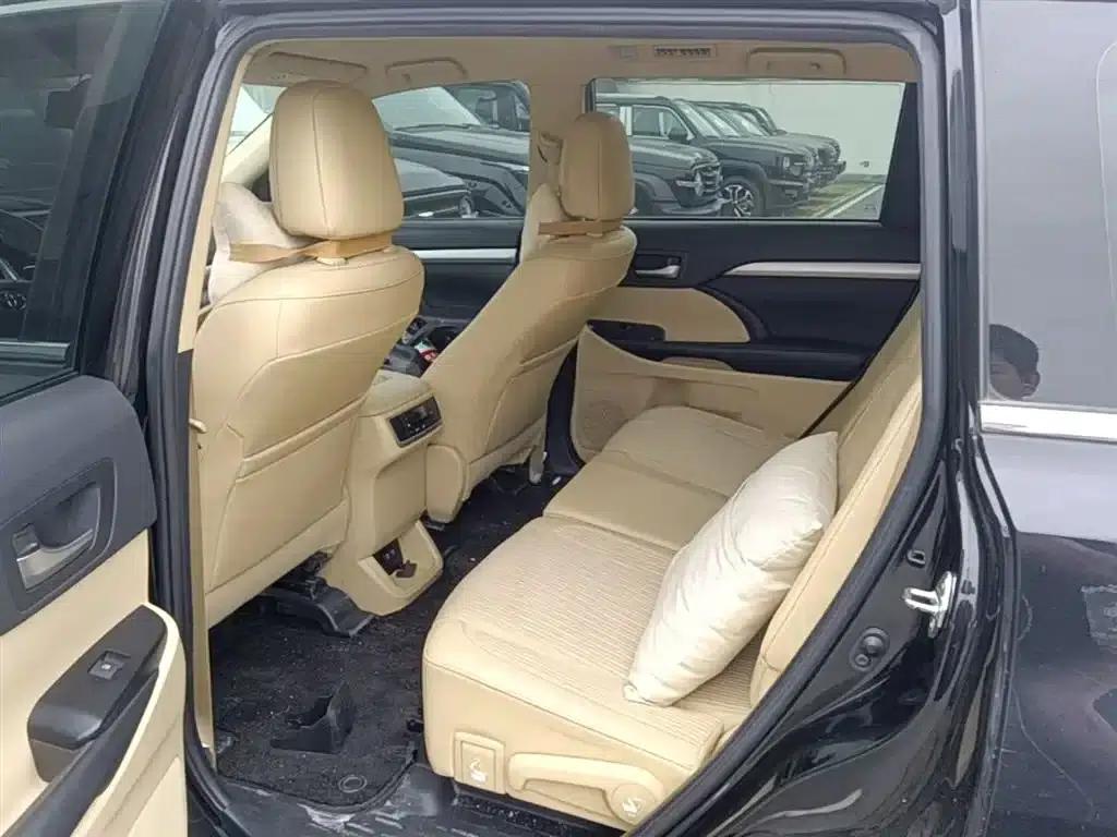 2021 Toyota Highlander 2.0T AWD Elite Edition 7-seater — миниатюра 24