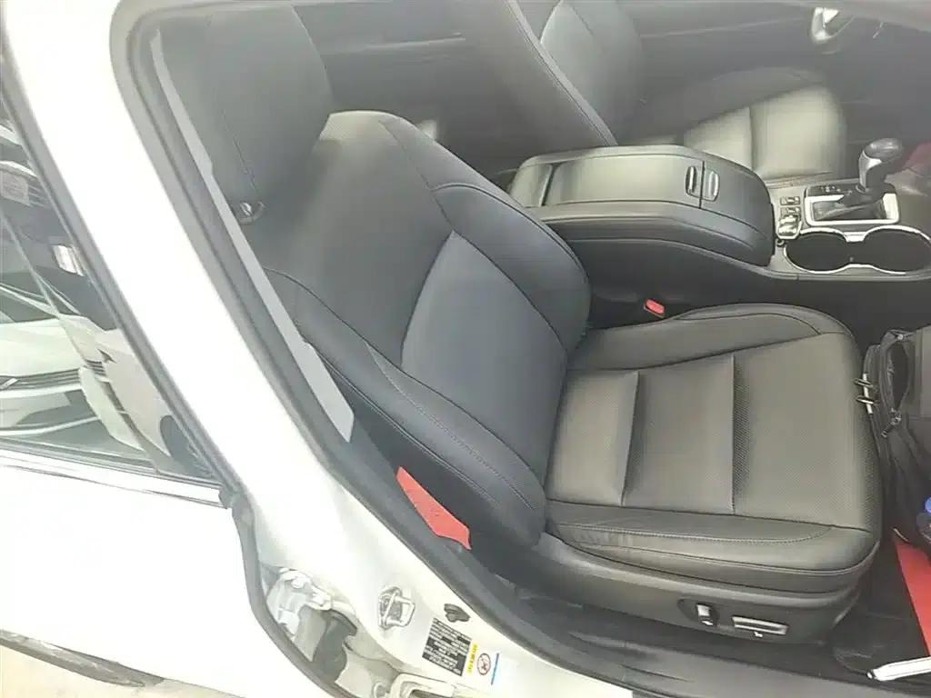 2018 Toyota Highlander 2.0T 4WD Luxury 7-seater (National V Emission Standard) — миниатюра 25
