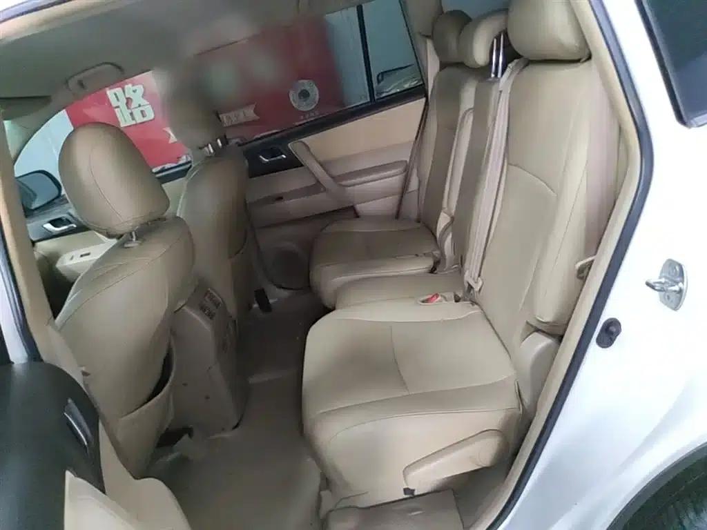 2012 Highlander 2.7L 2WD 5-seater Elite Edition — миниатюра 17