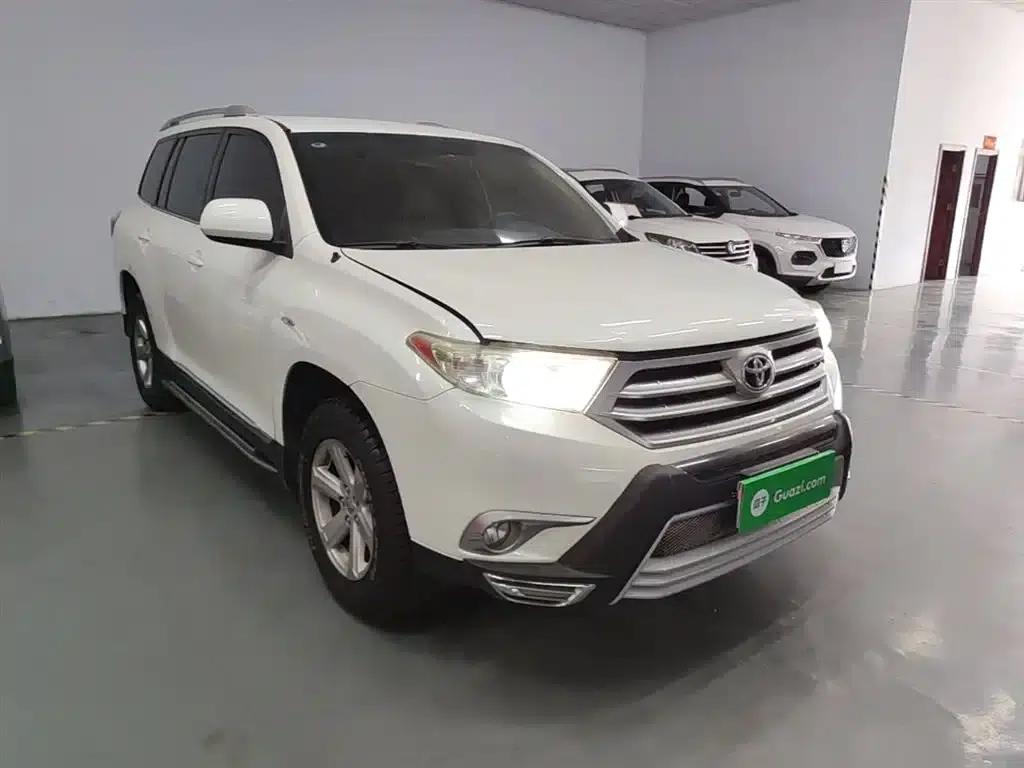 2012 Highlander 2.7L 2WD 5-seater Elite Edition — миниатюра 4