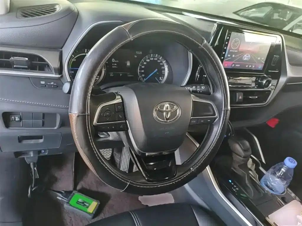 2022 Toyota Highlander Hybrid 2.5L AWD Elite 7-Seater — миниатюра 11