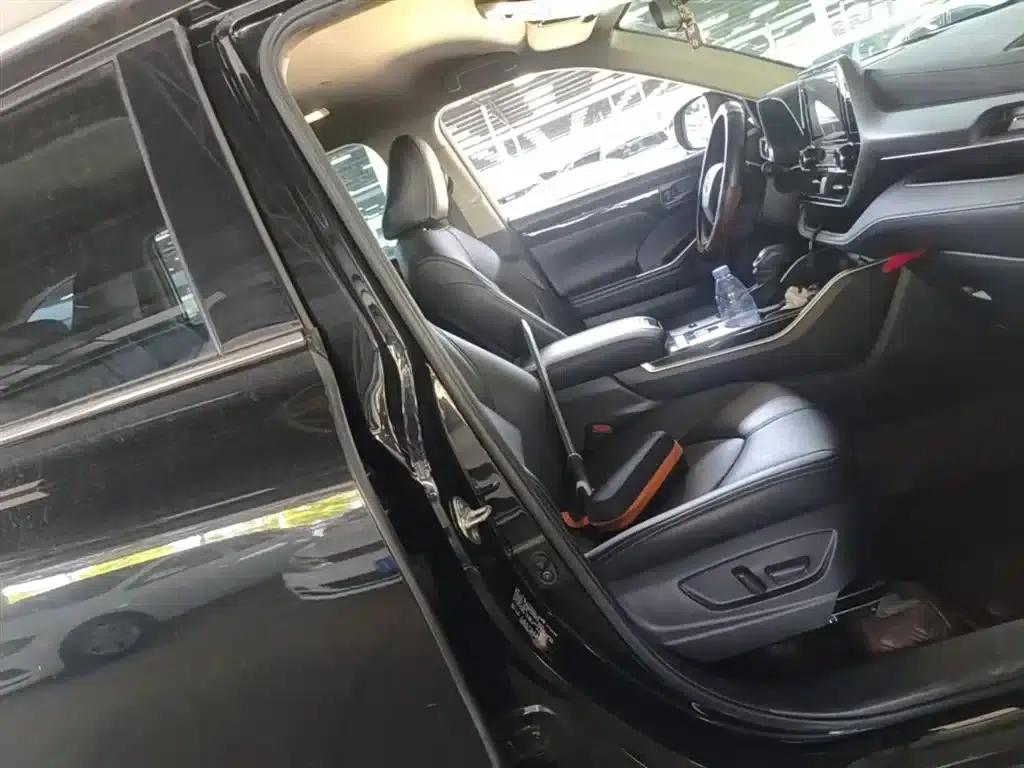 2022 Toyota Highlander Hybrid 2.5L AWD Elite 7-Seater — миниатюра 25