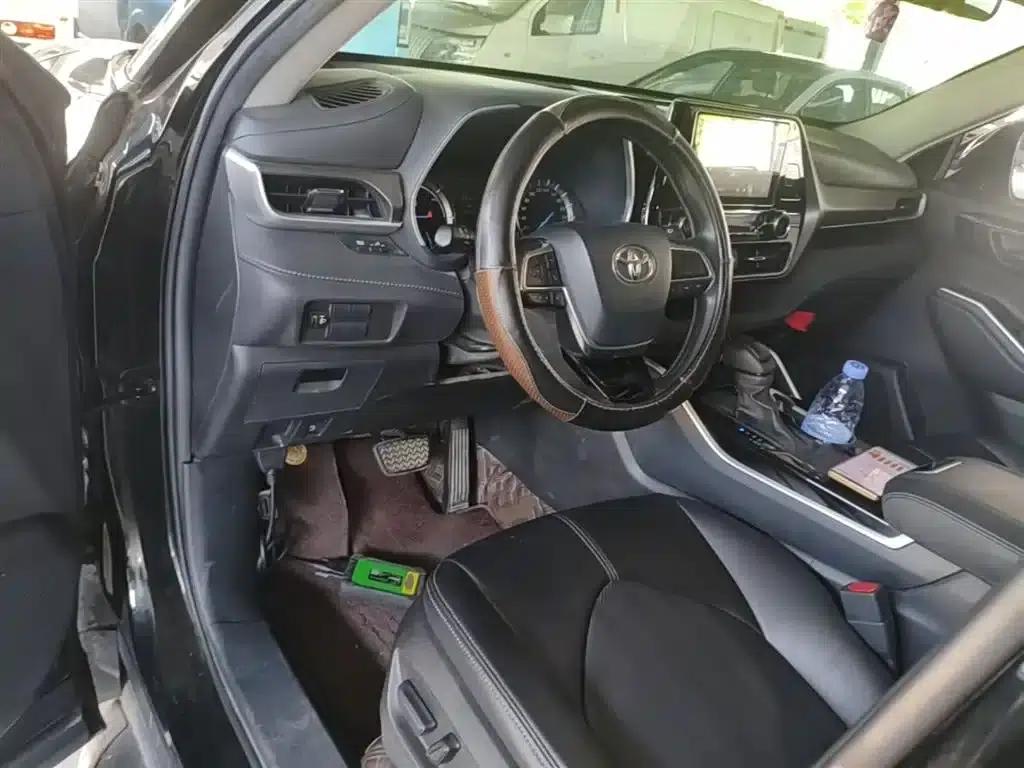 2022 Toyota Highlander Hybrid 2.5L AWD Elite 7-Seater — миниатюра 10