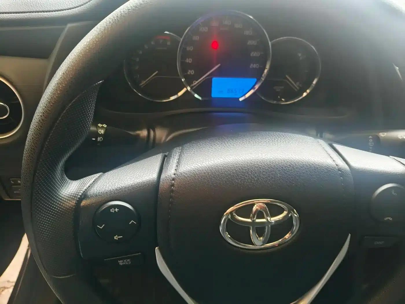 Levin 2017 Facelift 185T CVT Elite Edition (National V Emission Standard) — миниатюра 6