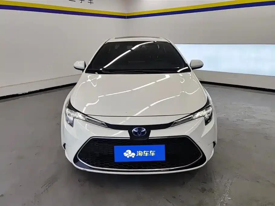Levin 2022 Hybrid 1.8H E-CVT Luxury Edition — миниатюра 2