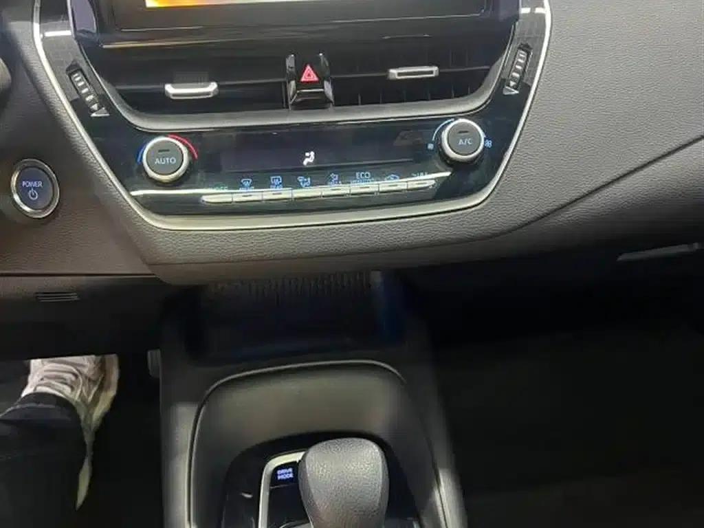Levin 2022 Hybrid 1.8H E-CVT Luxury Edition — миниатюра 12