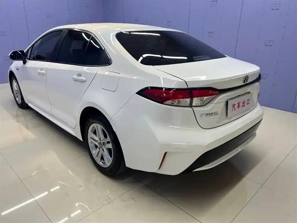 Levin 2022 Hybrid 1.8H E-CVT Luxury Edition — миниатюра 6