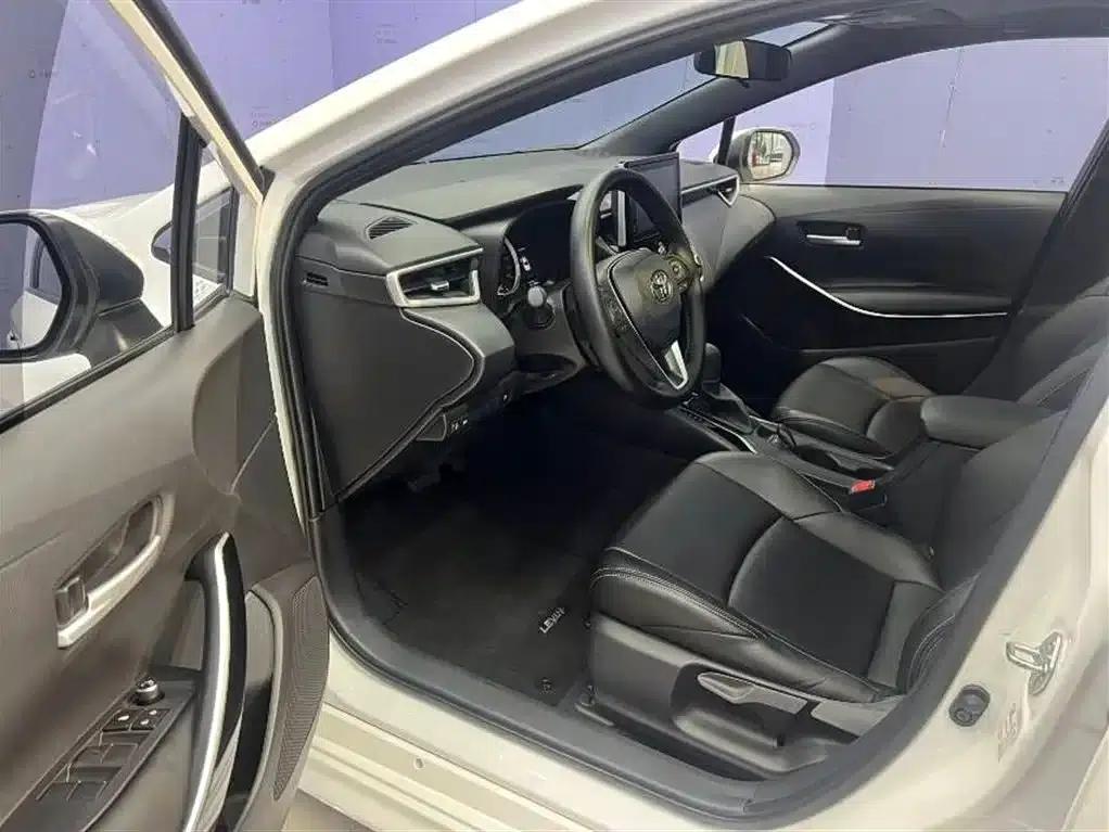 Levin 2022 Hybrid 1.8H E-CVT Luxury Edition — миниатюра 9