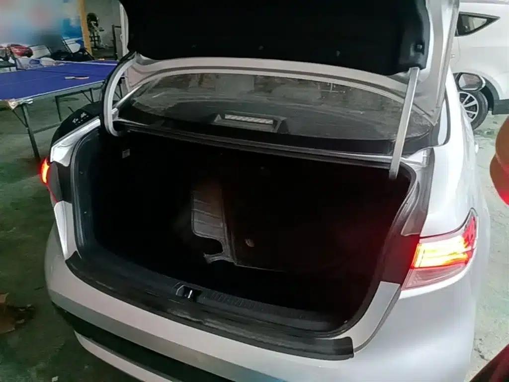 Levin 2021 Hybrid 1.8H E-CVT Luxury Edition — миниатюра 19