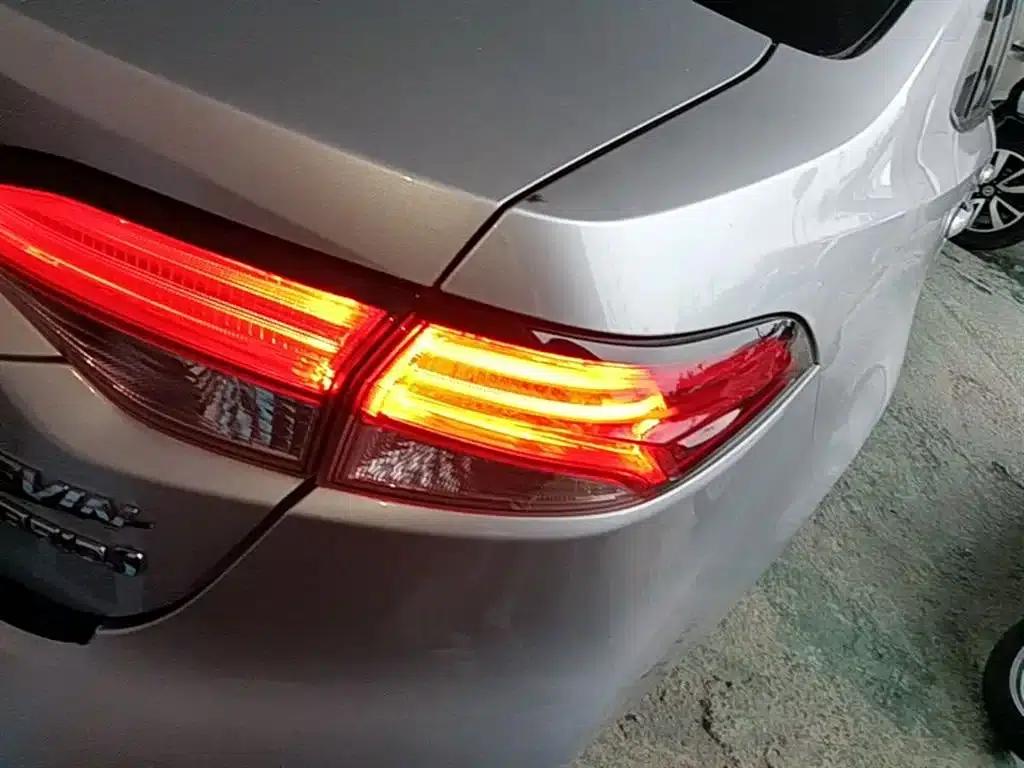 Levin 2021 Hybrid 1.8H E-CVT Luxury Edition — миниатюра 8