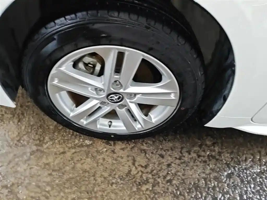 Levin 2022 Hybrid 1.8H E-CVT Leading Edition — миниатюра 23