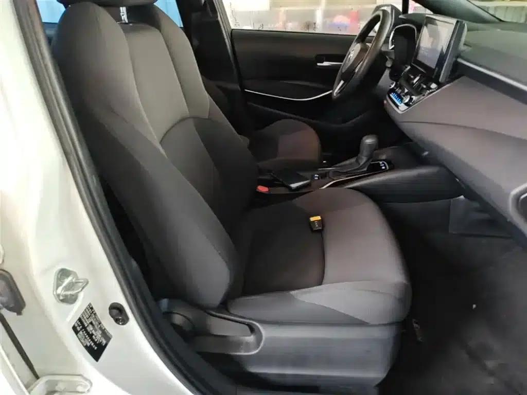 Levin 2022 Hybrid 1.8H E-CVT Leading Edition — миниатюра 25
