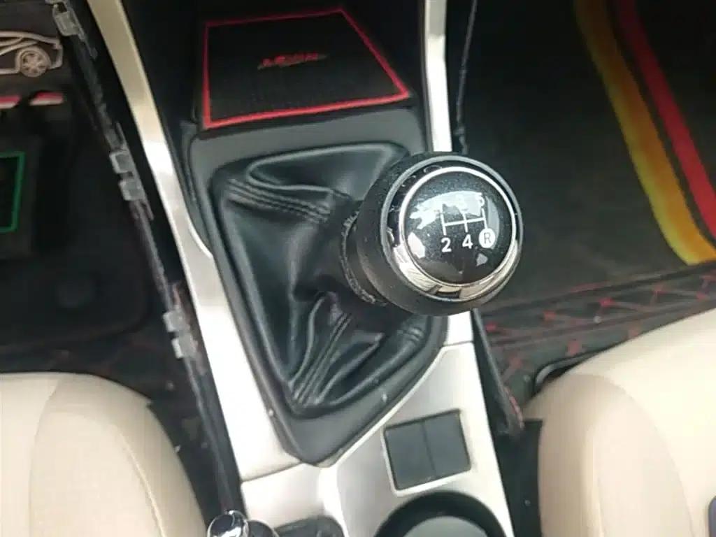 Levin 2016 1.6E Manual Elite Edition — миниатюра 14