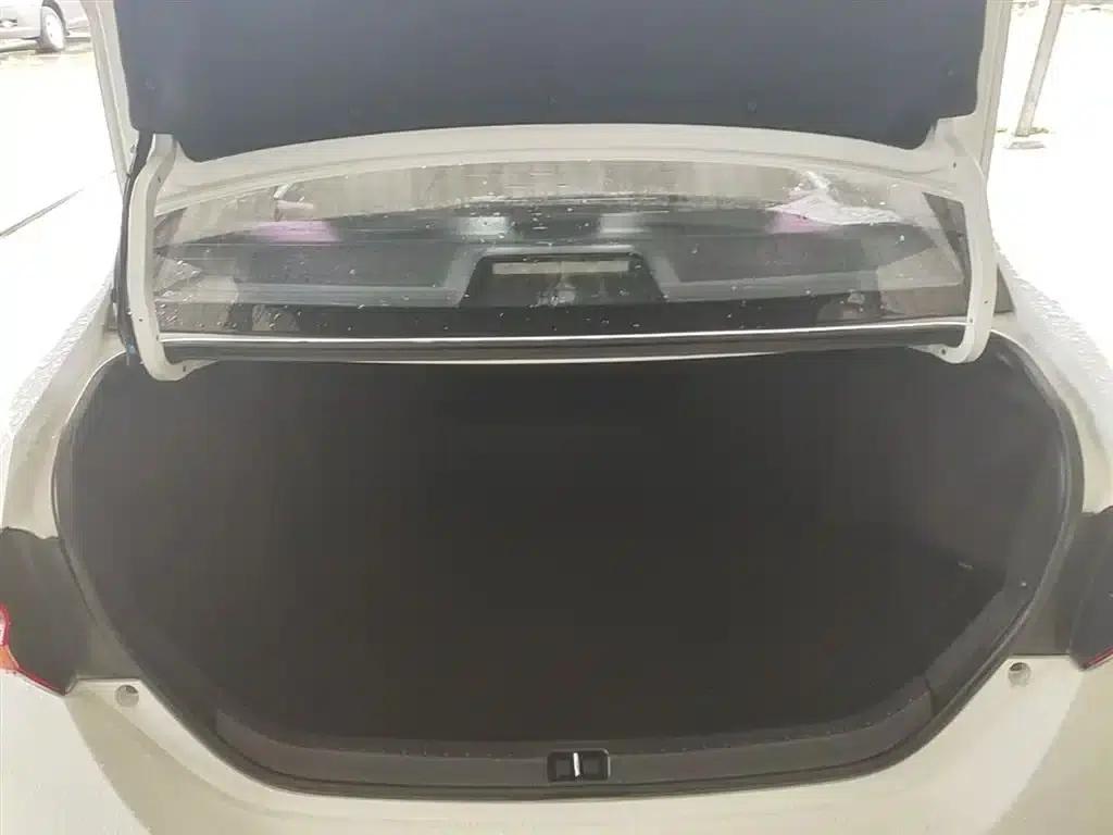 2017 Toyota Corolla Hybrid 1.8H GS E-CVT Elite Sunroof Edition (National V Emission Standard) — миниатюра 19