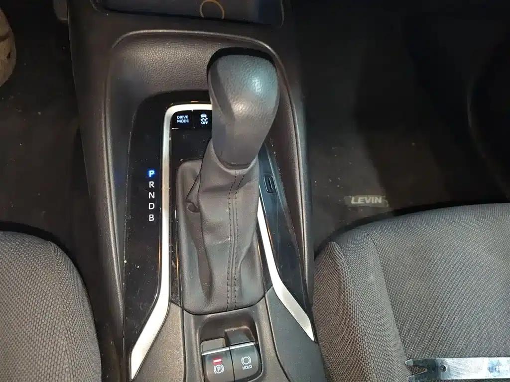Levin 2021 Hybrid 1.8H E-CVT Luxury Edition — миниатюра 10