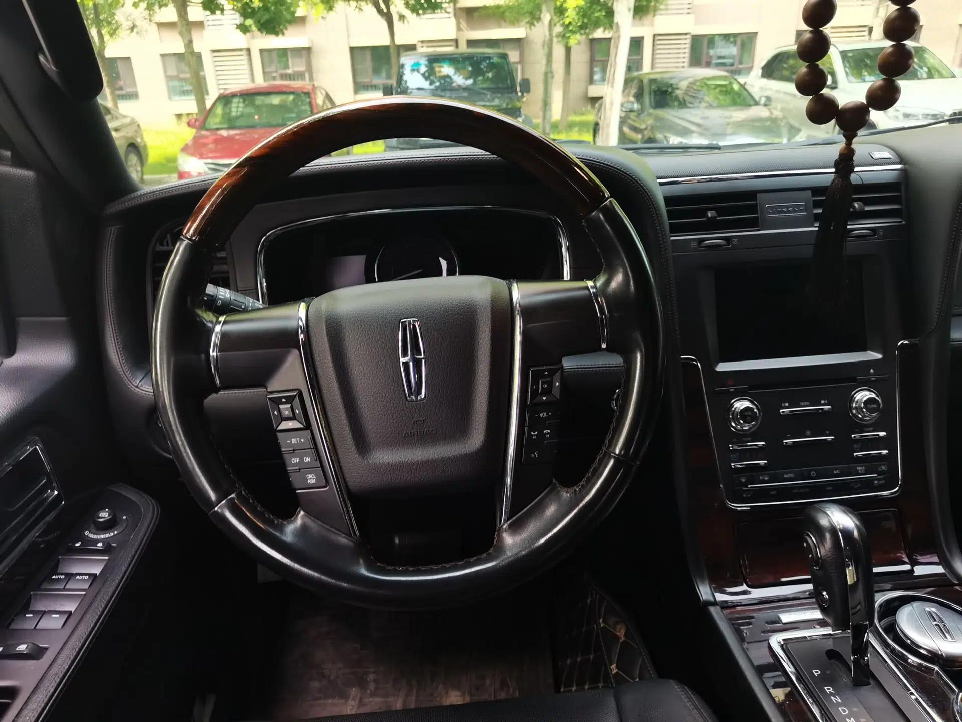 Lincoln Navigator 2017 3.5T AWD — миниатюра 11