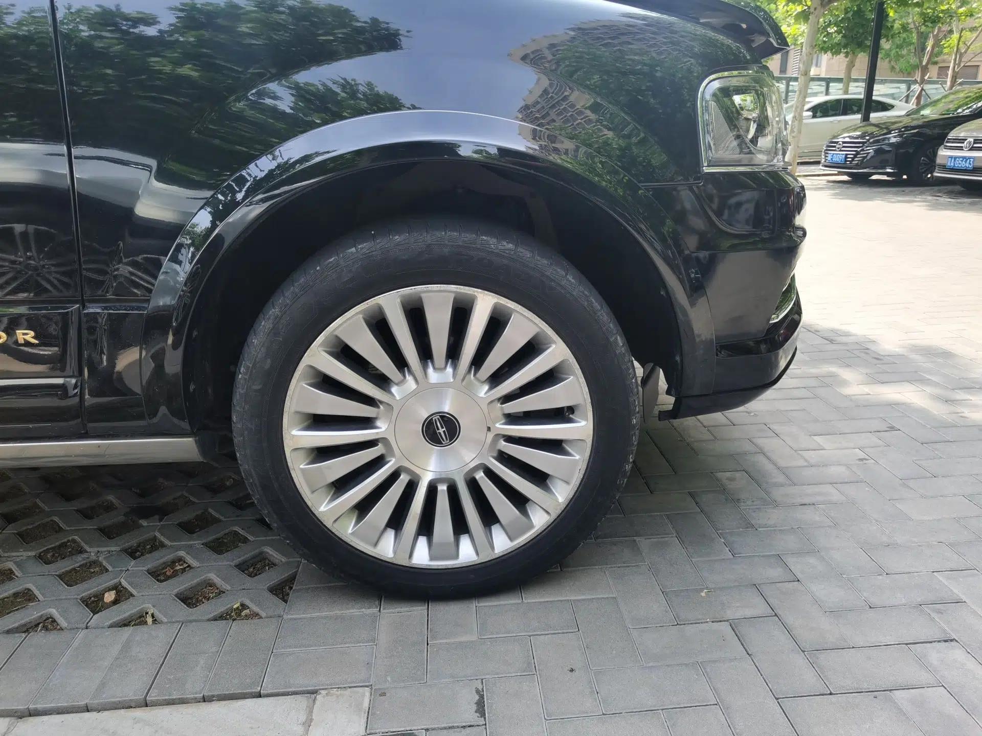 Lincoln Navigator 2017 3.5T AWD — миниатюра 8