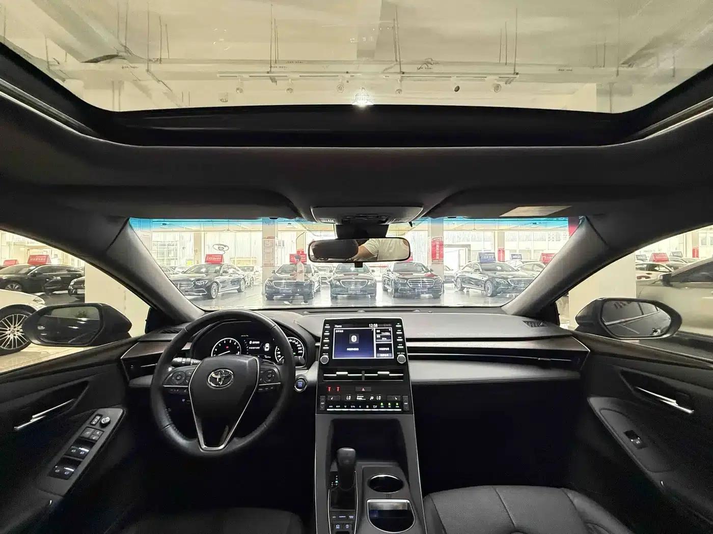 2019 Toyota Avalon 2.5L Touring Premium Edition (National V Emission Standard) — миниатюра 4