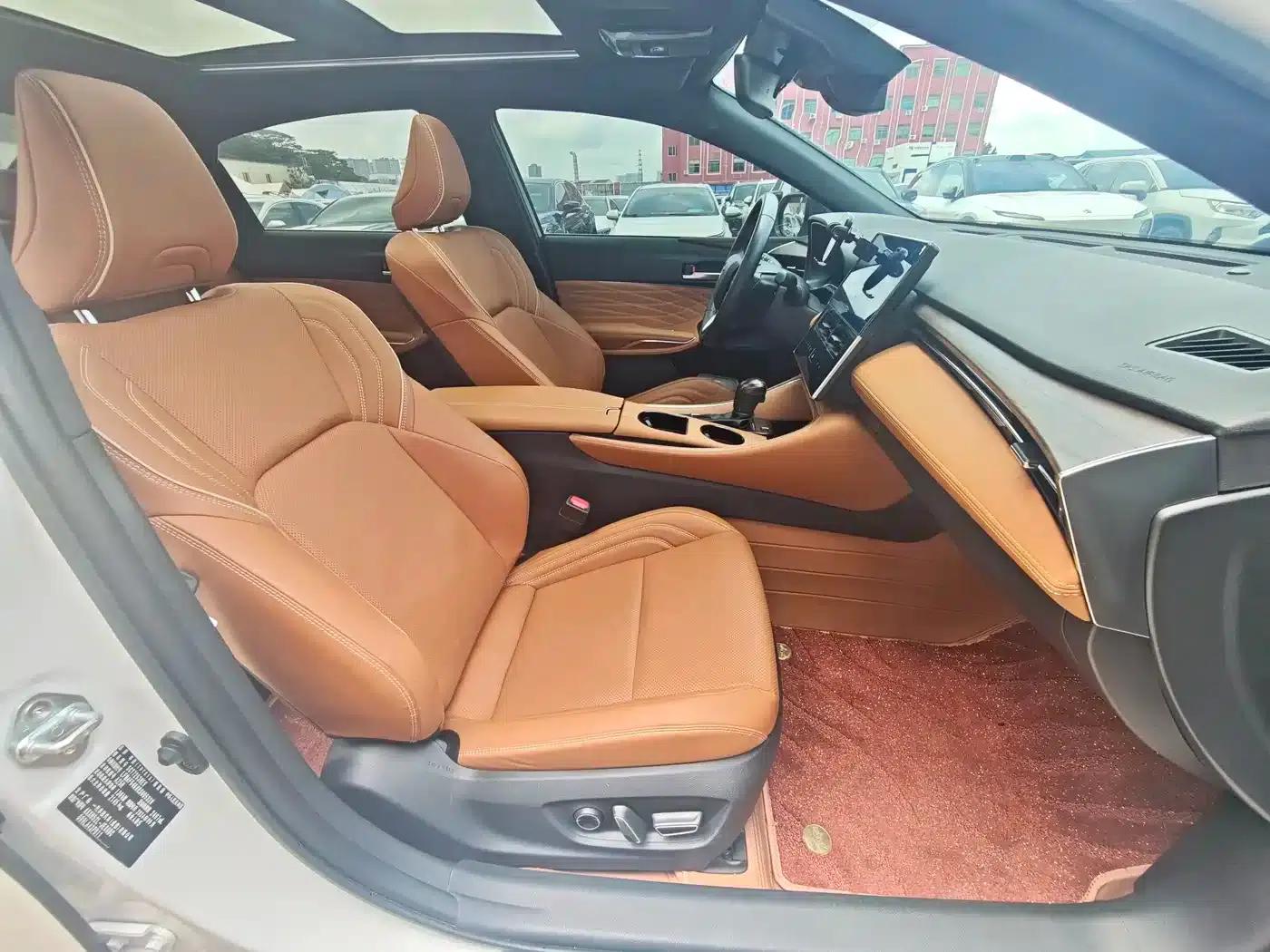 2024 Toyota Avalon Hybrid 2.5L XLE Premium Edition — миниатюра 11