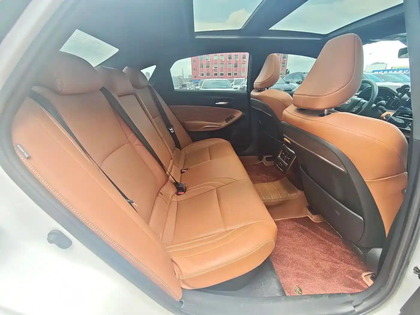 2024 Toyota Avalon Hybrid 2.5L XLE Premium Edition — миниатюра 18