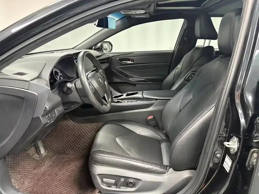2019 Toyota Avalon Hybrid 2.5L Luxury Edition (National V Emission Standard) — миниатюра 10