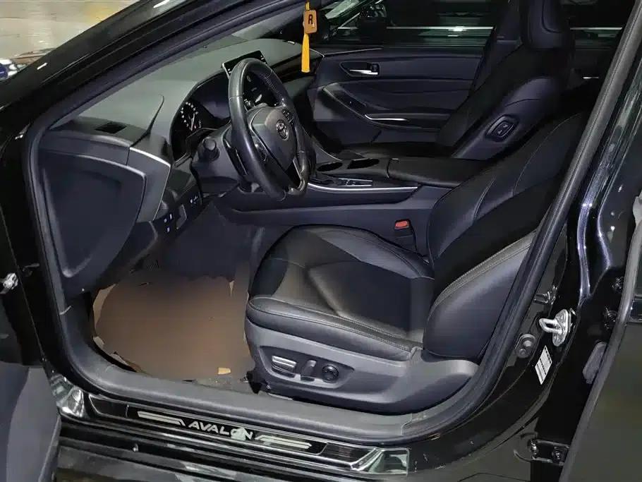 2021 Toyota Avalon 2.5L Luxury Edition — миниатюра 9