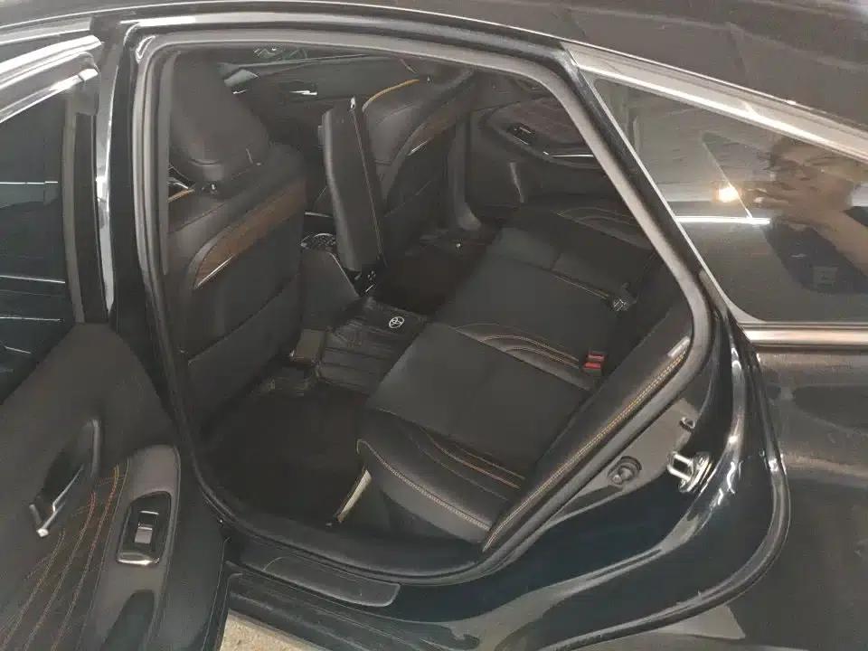 2024 Toyota Avalon Hybrid 2.0L Luxury Edition — миниатюра 5