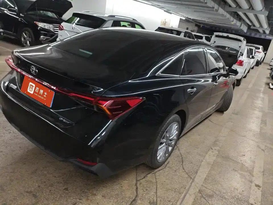 2024 Toyota Avalon Hybrid 2.0L Luxury Edition — миниатюра 6