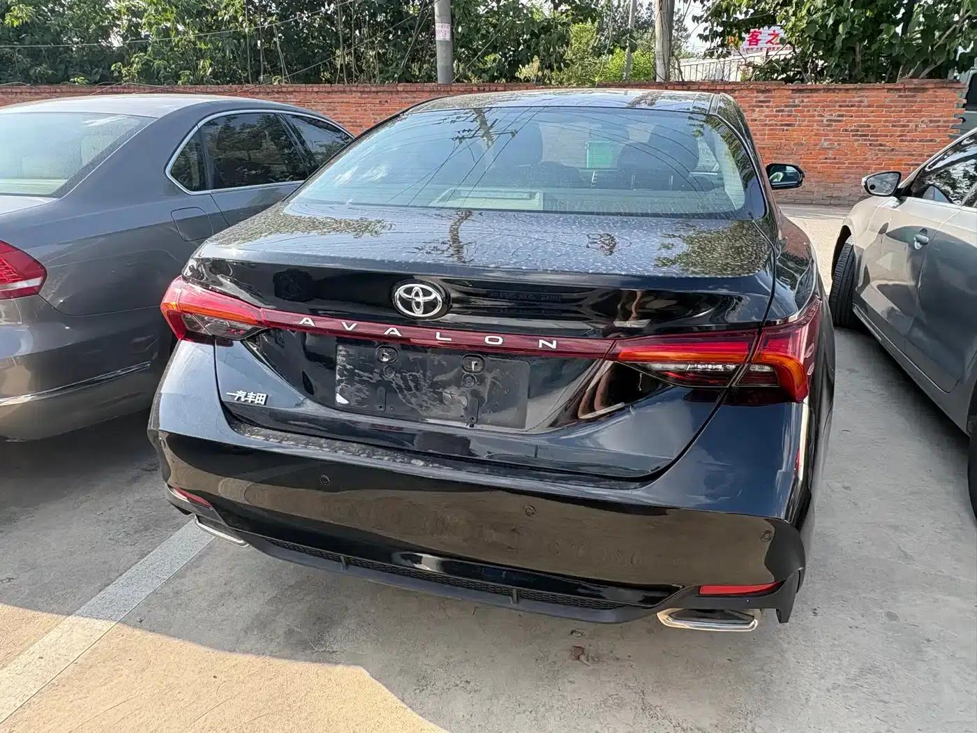 2021 Toyota Avalon 2.5L Luxury Edition — миниатюра 8