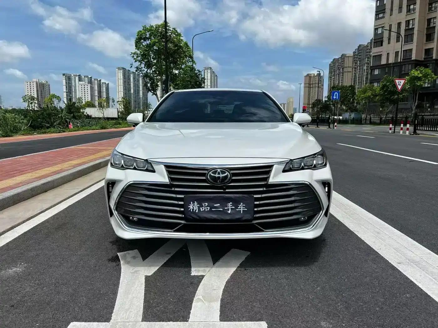 2019 Toyota Avalon 2.0L Luxury Edition (China VI Emission Standard) — миниатюра 2