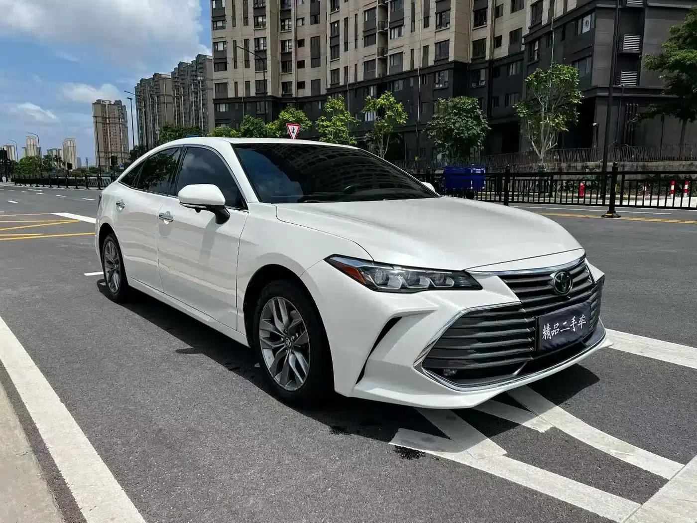 2019 Toyota Avalon 2.0L Luxury Edition (China VI Emission Standard) — миниатюра 3