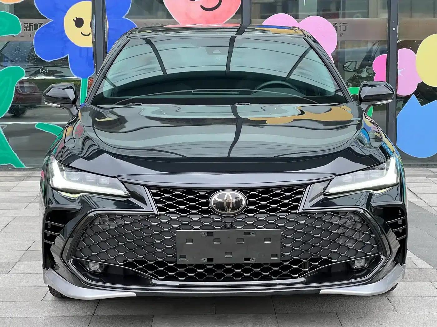2023 Toyota Avalon 2.5L Touring Premium Edition — миниатюра 3