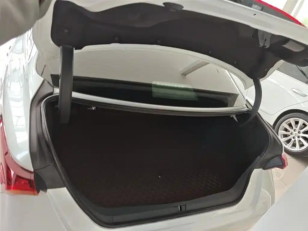 2023 Toyota Avalon 2.0L Premium Edition — миниатюра 19