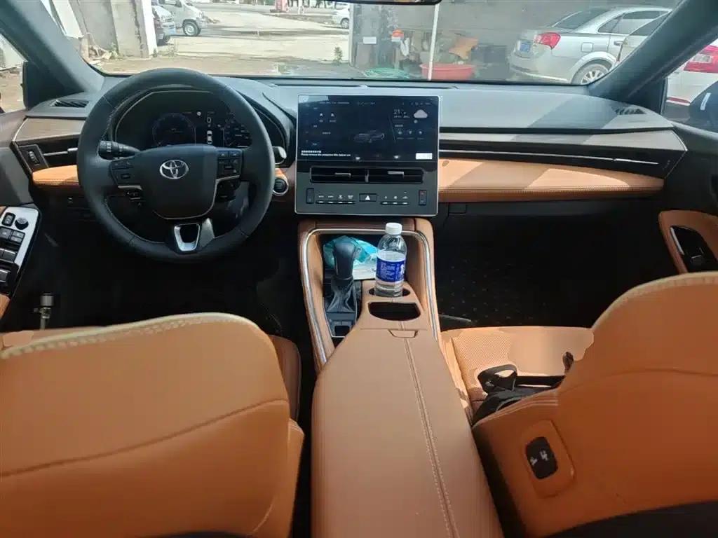 2024 Toyota Avalon 2.0L Luxury Edition — миниатюра 10