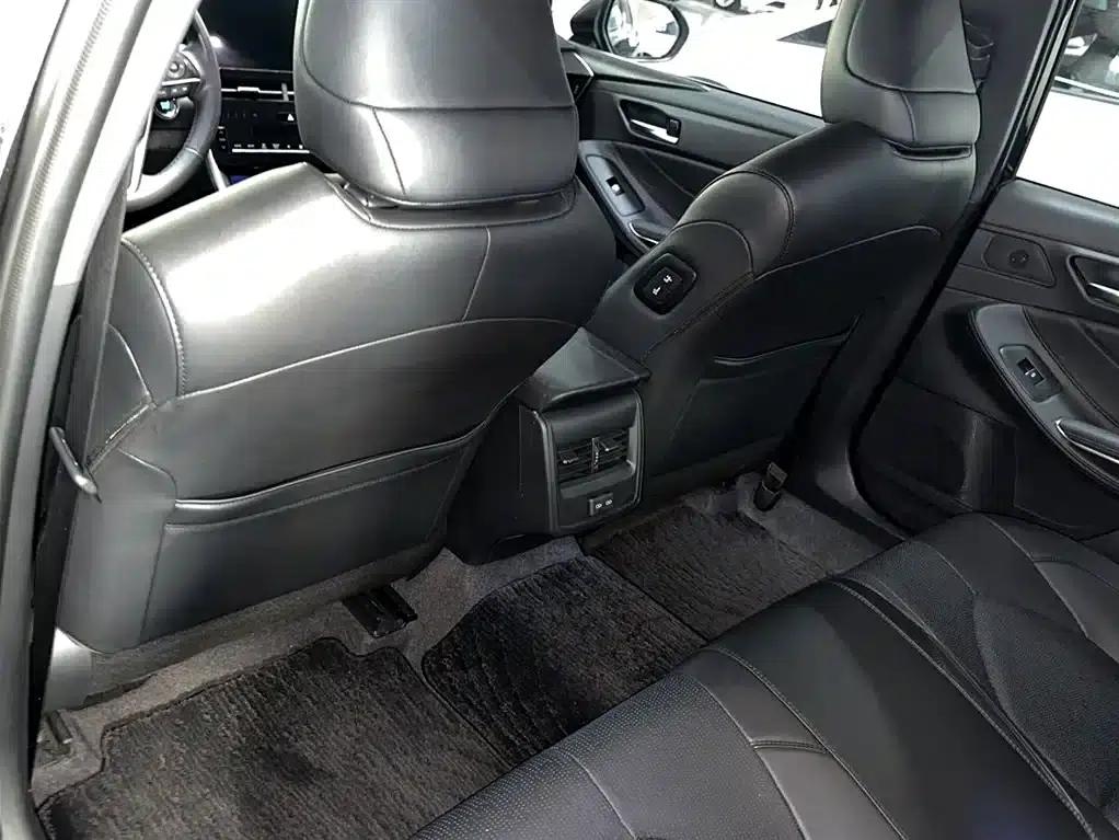 2022 Toyota Avalon 2.0L Luxury Edition — миниатюра 2