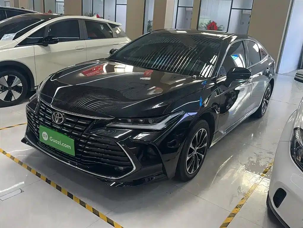 2022 Toyota Avalon 2.0L Luxury Edition — миниатюра 3