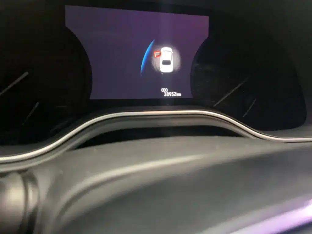 2022 Toyota Avalon 2.0L Luxury Edition — миниатюра 5