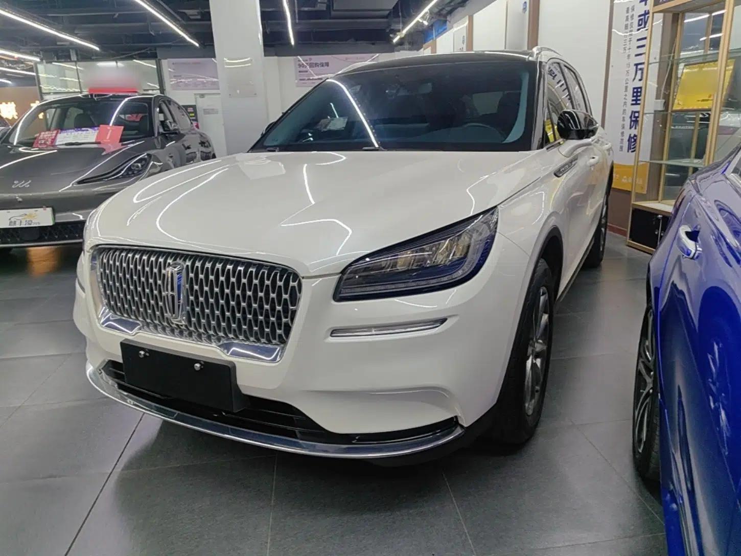 Lincoln Corsair 2021 2.0T Two-Wheel Drive Deluxe Edition — миниатюра 1