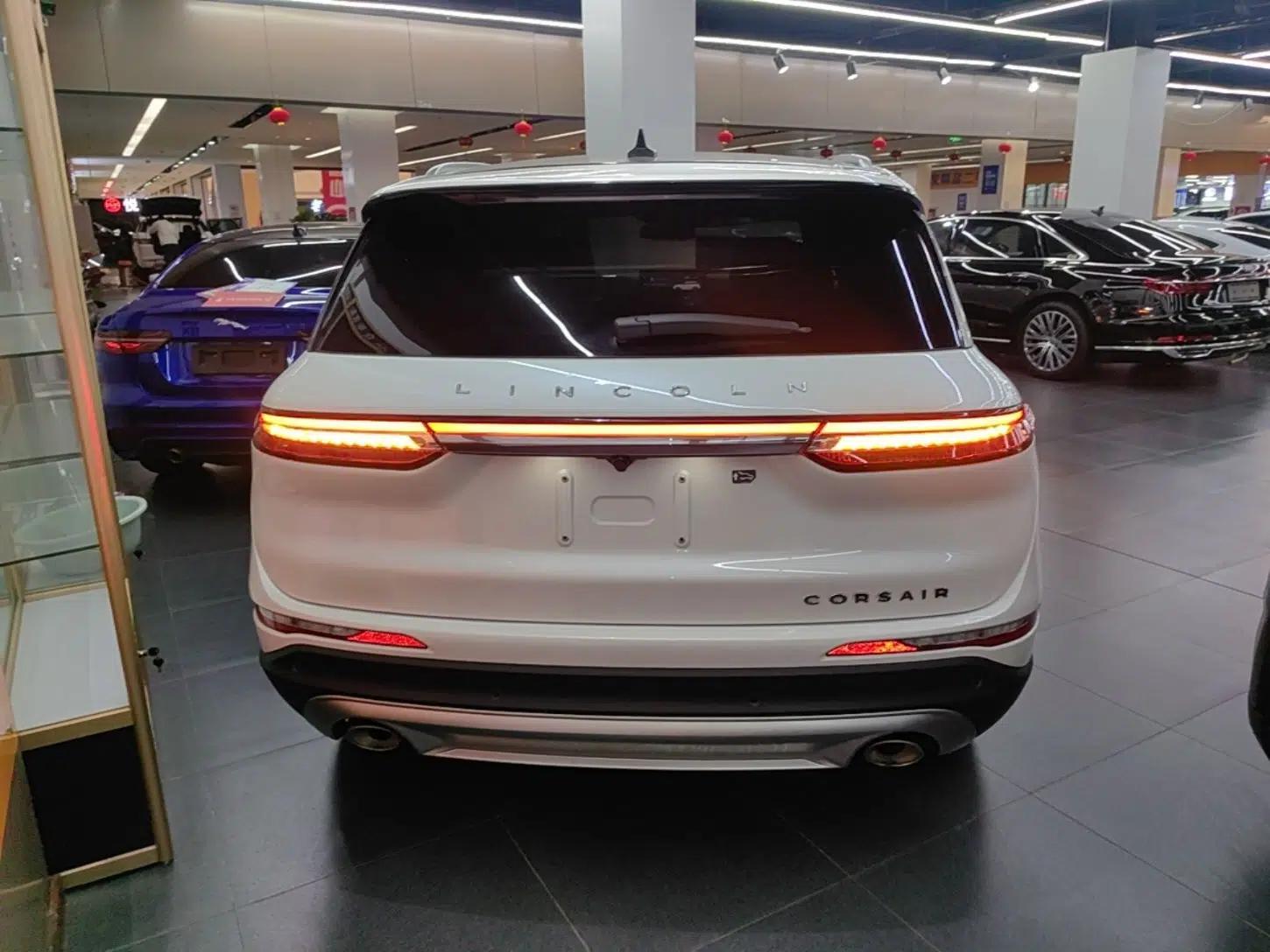 Lincoln Corsair 2021 2.0T Two-Wheel Drive Deluxe Edition — миниатюра 5