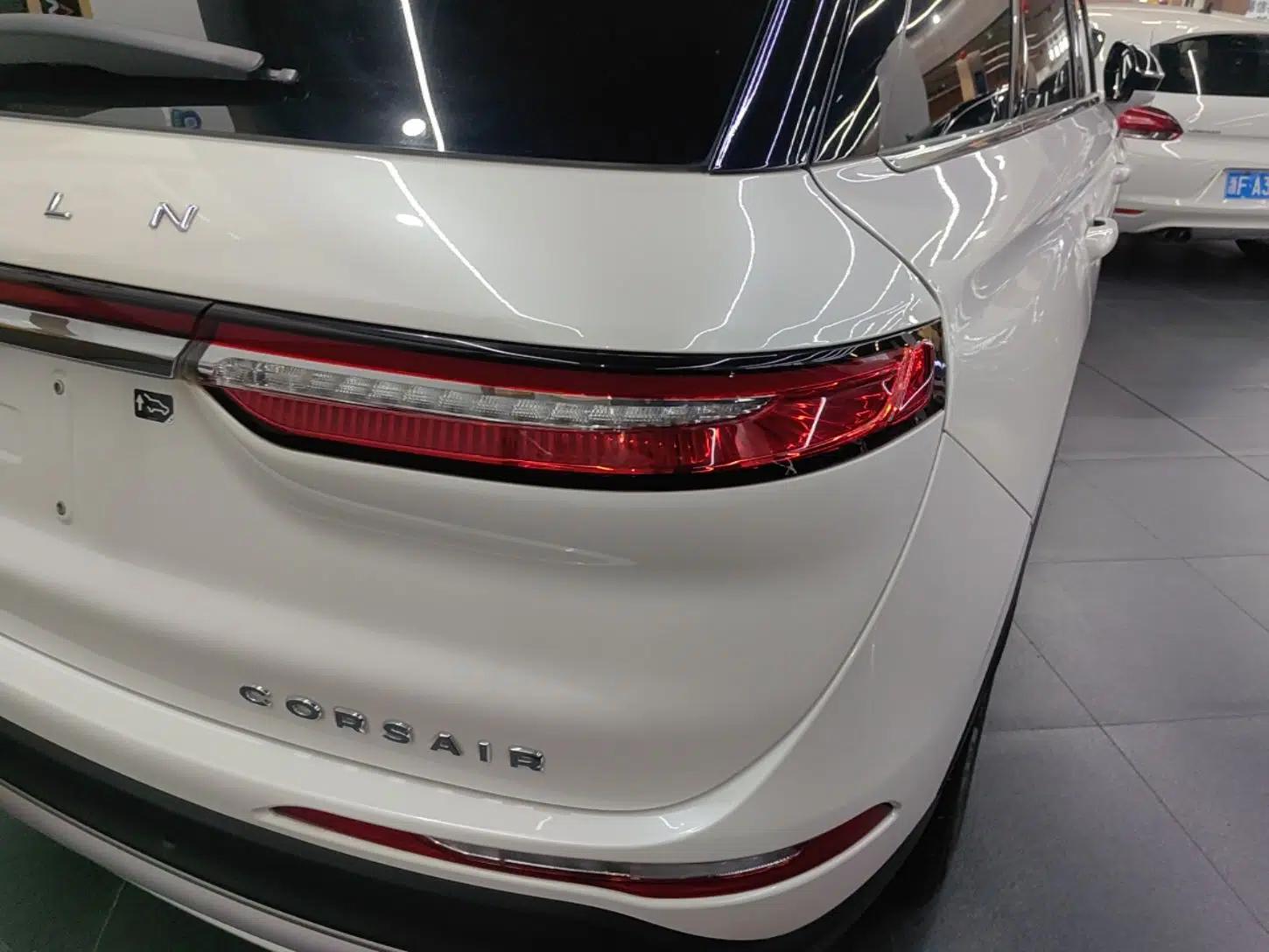 Lincoln Corsair 2021 2.0T Two-Wheel Drive Deluxe Edition — миниатюра 7
