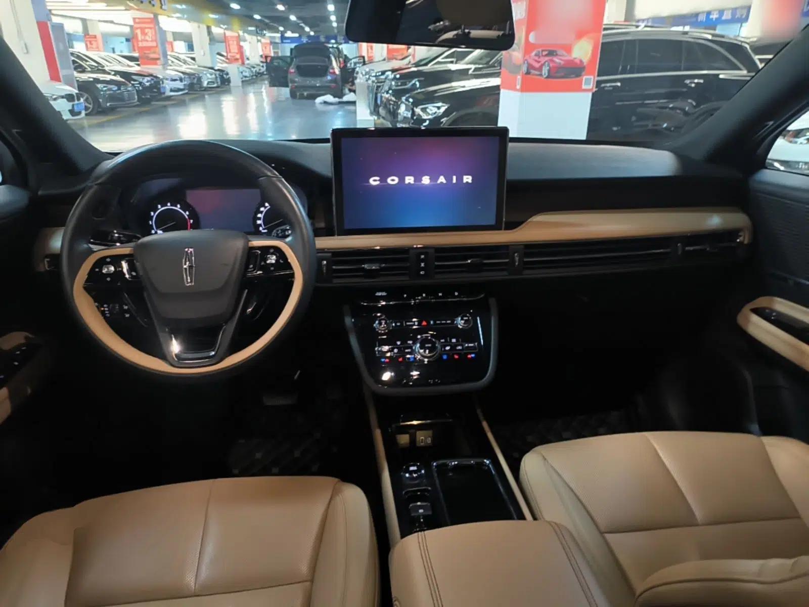 Lincoln Corsair 2021 2.0T Four-Wheel Drive Luxury Edition — миниатюра 13