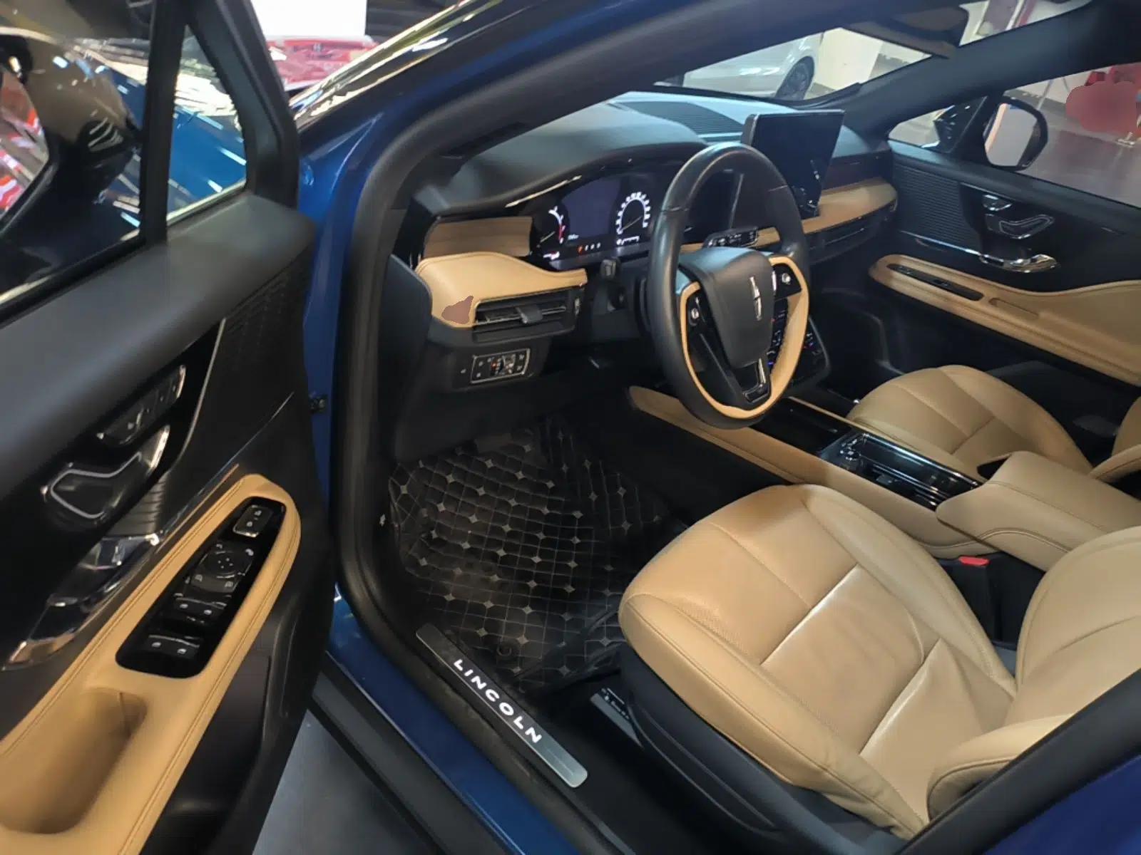 Lincoln Corsair 2021 2.0T Four-Wheel Drive Luxury Edition — миниатюра 19