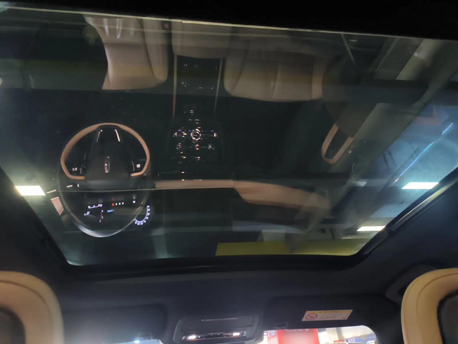 Lincoln Corsair 2021 2.0T Four-Wheel Drive Luxury Edition — миниатюра 21